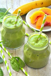 Banana Peach Smoothie gives you healthy and glowing skin