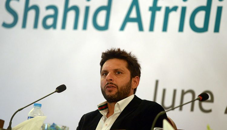 Afridi talks to media in a press conference about Imran Khan