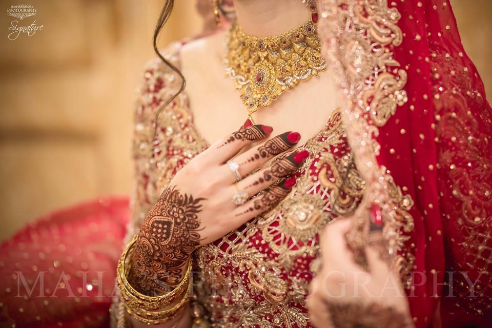 It is not easy to plan Pakistani Weddings. The key is to stay calm and be organized.